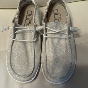 Women’s Hey Dude Shoes Size 7